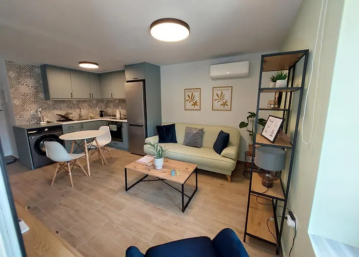 Diamond Apartment